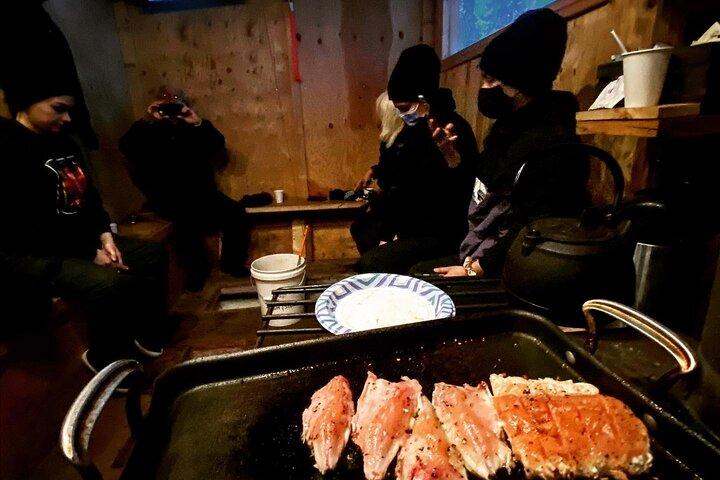 "Aurora Ice" - Ice Fishing & Salmon Dinner Tour