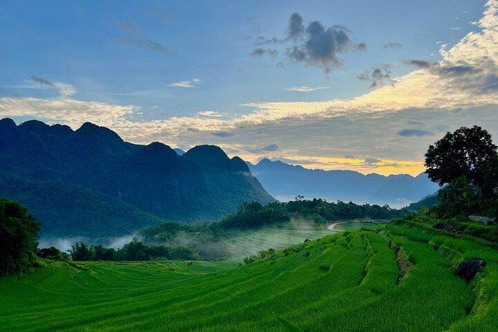 Pu Luong Private Day Tour from Hanoi – Biking & Rafting