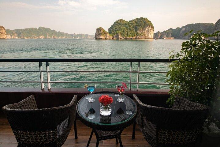 3-Day 2-Night Luxury Ha Long Bay Cruise, Balcony, Kayak, Meals