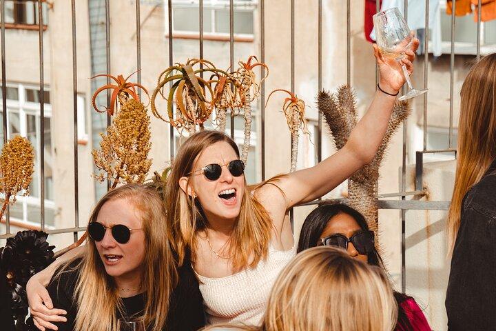 Barcelona: Guided Rooftop Wine Tasting – Enjoy 6 Spanish Wines