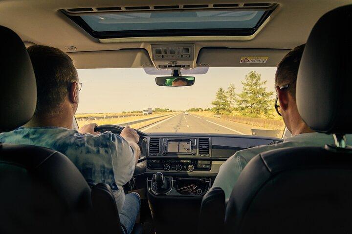 Private transfer from Lisbon to Lagos with 2 hours sightseeing