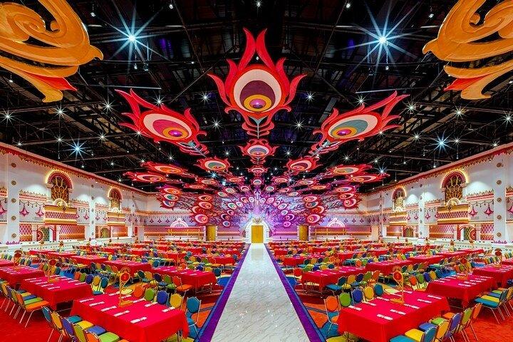 Phuket’s Dazzling Spectacle: Carnival Magic Theme Park Experience