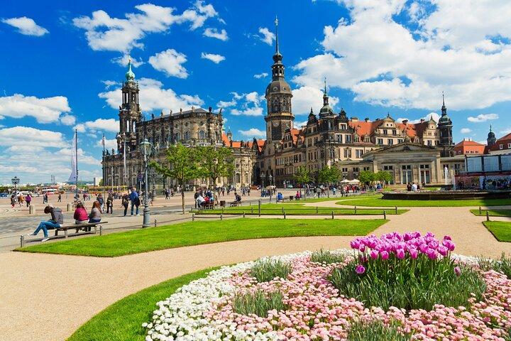Dresden Scavenger Hunt & Highlights Self-Guided Walking Tour