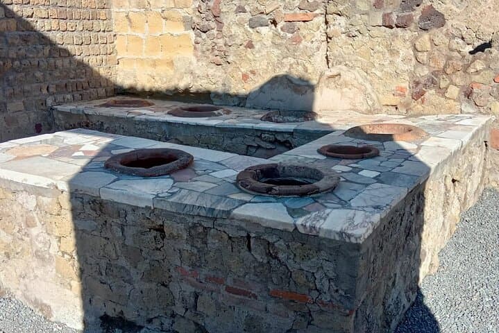 Private Tour in Herculaneum with an authorized guide