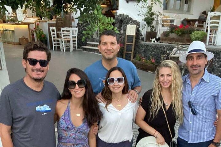 The Ultimate Santorini Experience: 5-Hour Customizable VIP Tour
