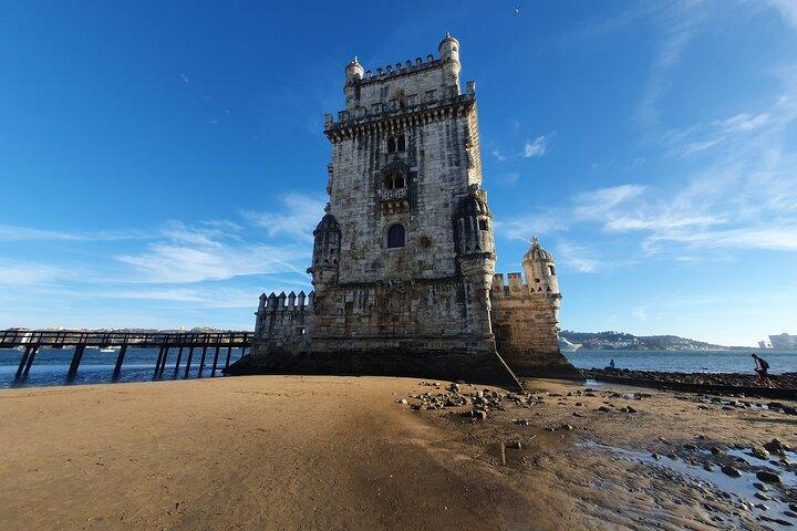 Lisbon Small-Group Day Tour: Old Town, Belém & City Views