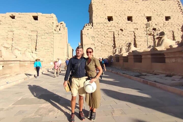 Private Overnight in Luxor from Cairo include Hotel and Hot Air Balloon
