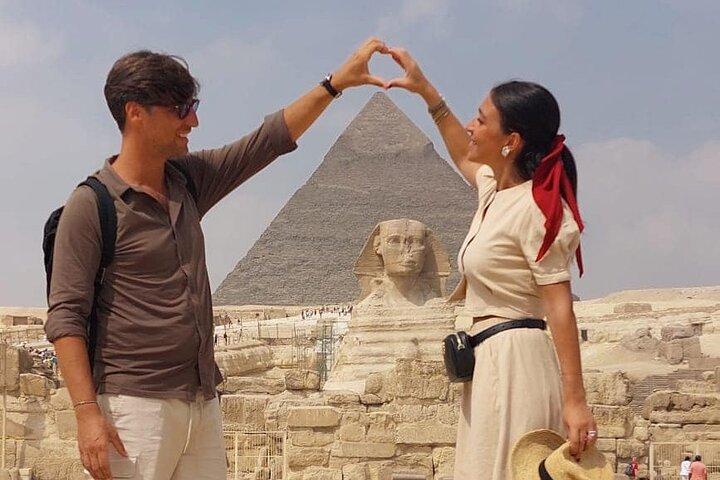 Full day tour Giza pyramids ,Sphinx and Egyptian museum