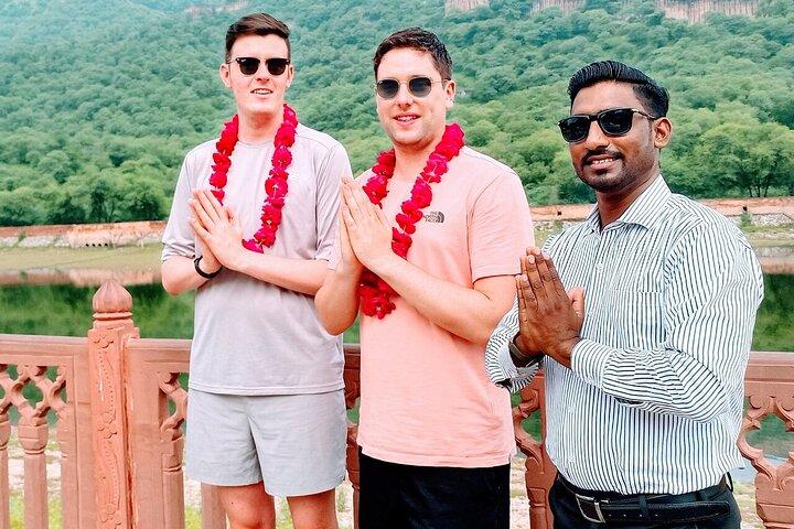 Private Full Day Jaipur Tour with Guide