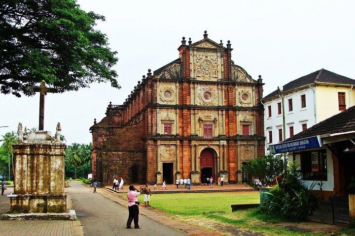 Old Goa Churches, Temples & Spice Plantation With "Goan" Lunch