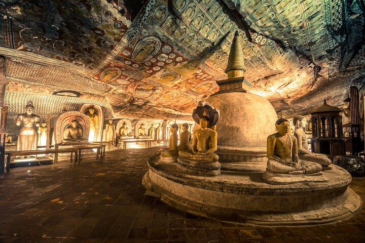 Kandy and Sigiriya One Night Two Days Tour