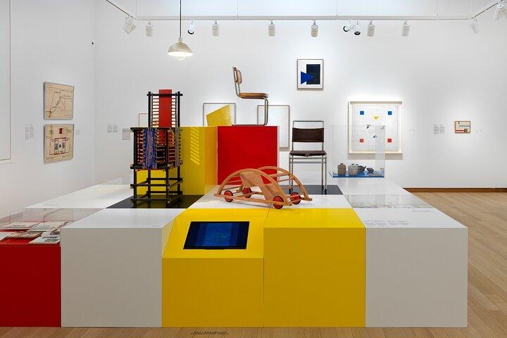Stedelijk: The Modern Art Museum of Amsterdam