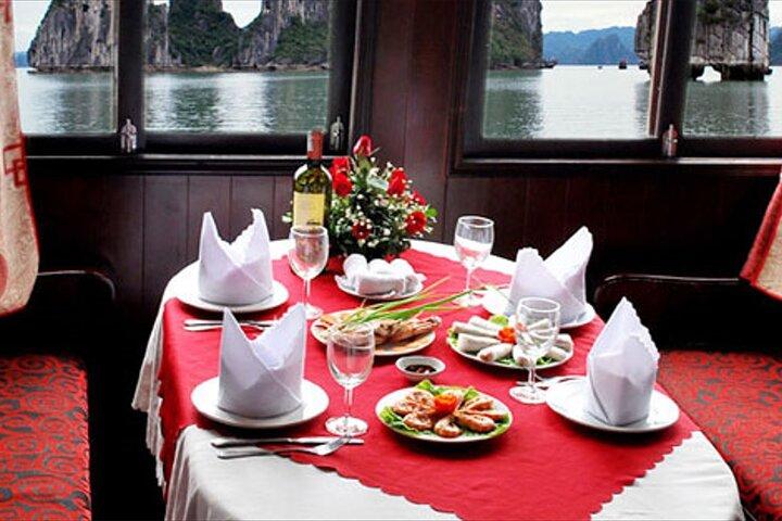Highlight of Hanoi 5 Days Package