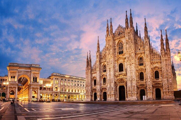 Milan Scavenger Hunt & Highlights Self-Guided Walking Tour