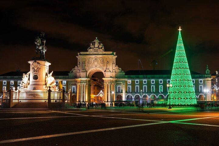 Private Christmas Lights Tuk Tuk Tour in Lisbon