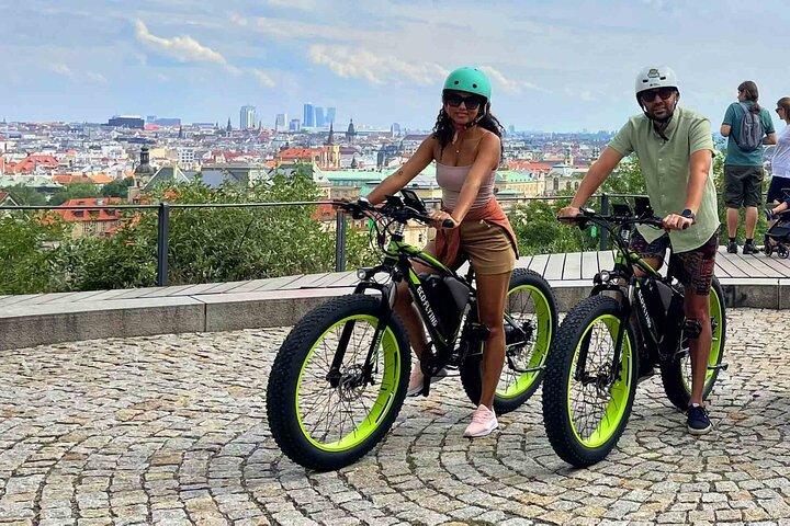 Prague Trike & e-Scooter Tour: Castle Viewpoints & Charles Bridge