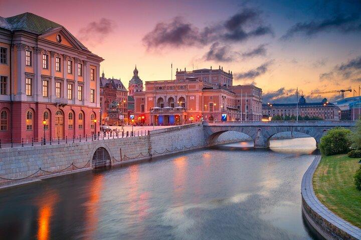 Stockholm Scavenger Hunt & Highlights Self-Guided Walking Tour