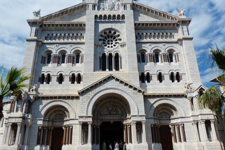 Monaco Old Town Scavenger Hunt & Self-Guided Walking Tour