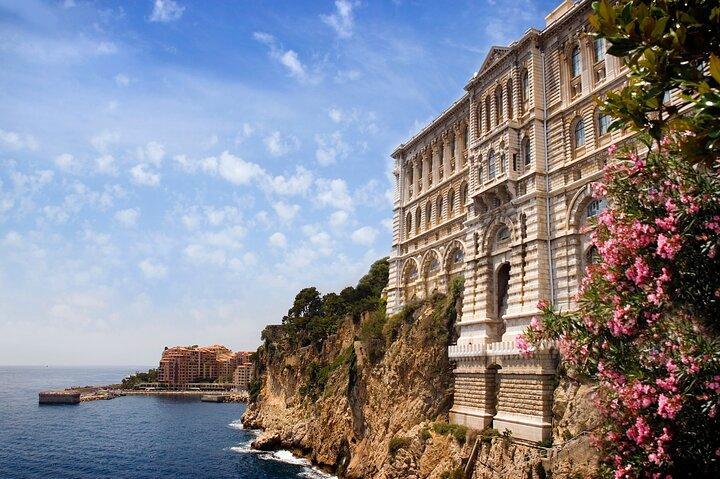 Monaco Old Town Scavenger Hunt & Self-Guided Walking Tour