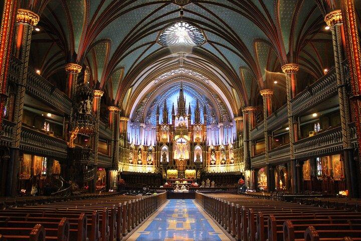 Montreal Scavenger Hunt & Highlights Self-Guided Walking Tour