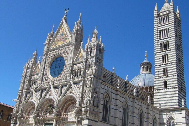 Siena Scavenger Hunt & Highlights Self-Guided Walking Tour