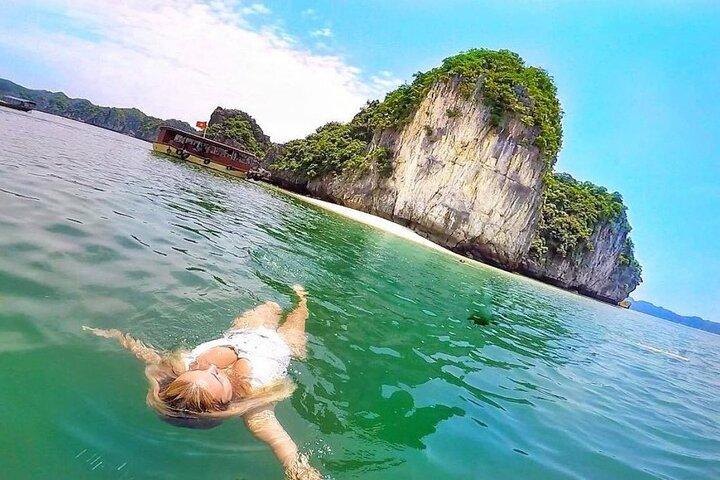 The Best Halong Bay Tours, Junk Boats & Activities 1 Day