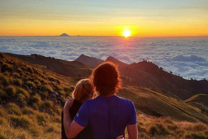 Mount Rinjani 2 Days 1 Night Senaru Crater Rim