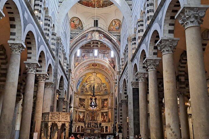 Pisa's Leaning Tower Climbing, Cathedral, Cemetery and Baptistery guided visit