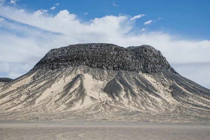 2-Day Bahariya Oasis Camp and Desert Tour