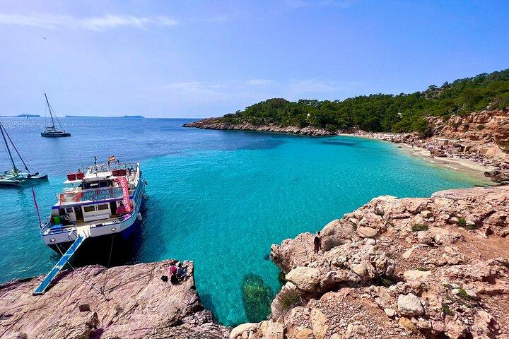 Cala Salada and Unspoiled North Beach Tour. Snorkelling and Aquarium