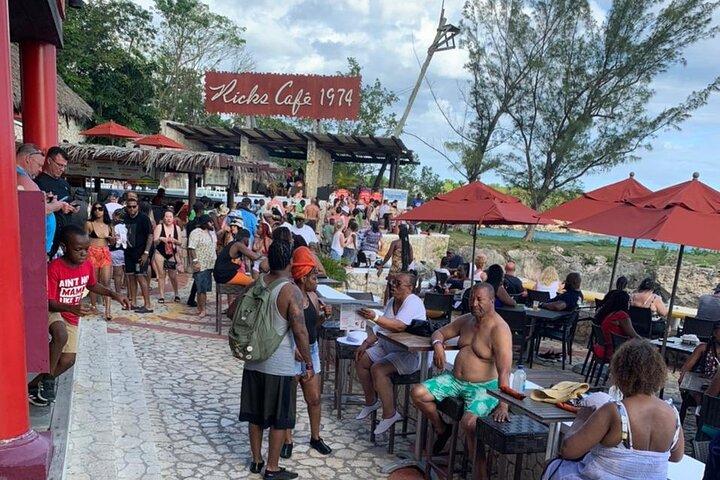 7 Mile Beach and Rick's Cafe in Negril from Montego Bay Private Tour