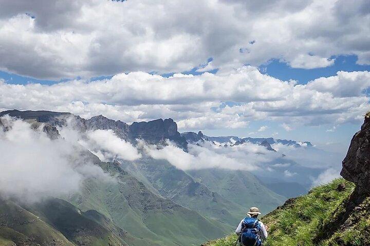 Drakensberg and Nelson Mandela Capture Site Full-Day.