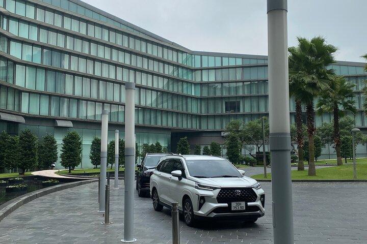 PRIVATE 4 seats - Hanoi Airport Transfer; Arrival or Departure
