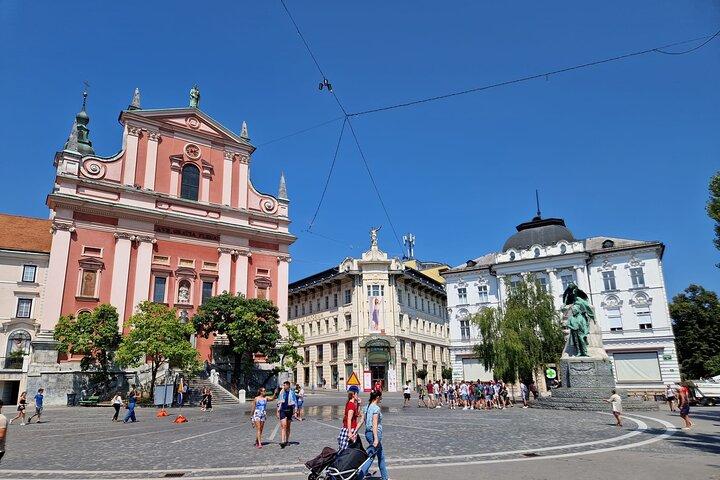 Slovenia's highlights: Bled lake and Ljubljana Full-Day Private Tour from Zagreb
