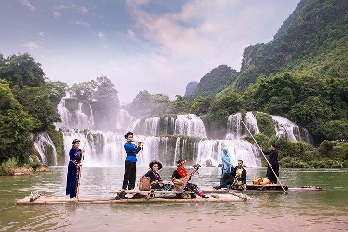 Explore Vietnam’s Largest Waterfall & Lake on a 2 or 3-Day Tour