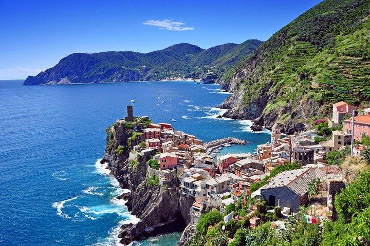 Cinque Terre Day Trip from Milan: Italian Riviera Escape