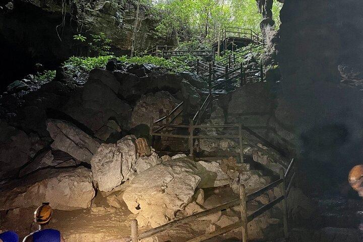 Full-Day Exploration, Mayan Temple, Belize Cave Tubing and Zip Line