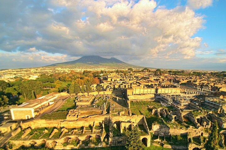 Pompei Private Full Day Tour from Rome – Amalfi optional - Luxury