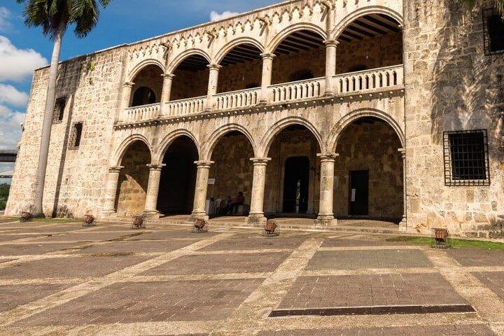 Half-Day Cultural Tour through Santo Domingo with Pickup