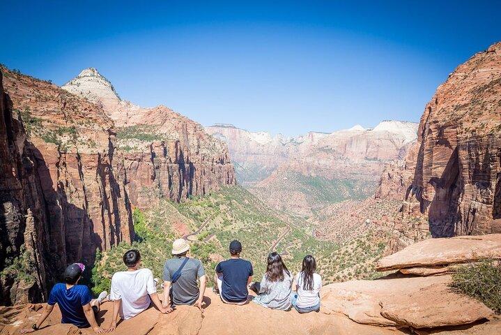 Day Tour to Zion Canyon, Horseshoe Bend and Antelope Canyon From Las Vegas