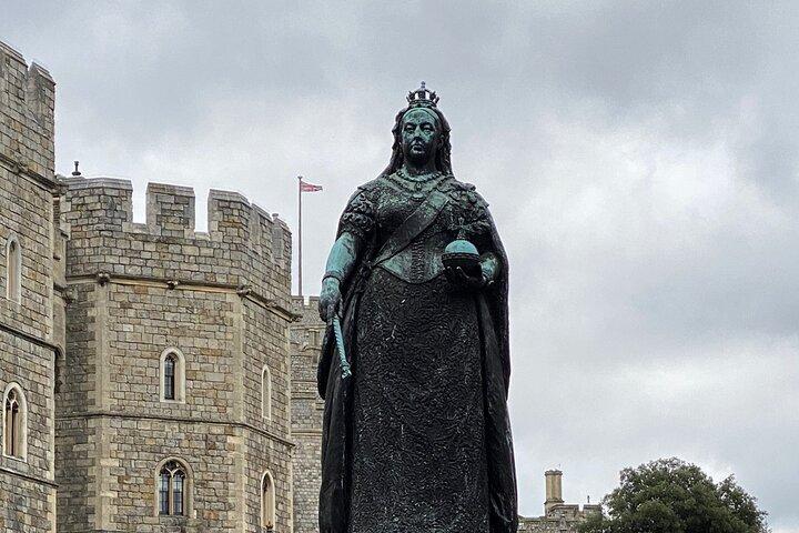 Explore Windsor Castle and Hampton Court Palace