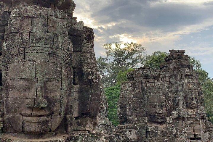 Angkor Wat Sunrise and Tonle Sap Cruise Sunset Tour