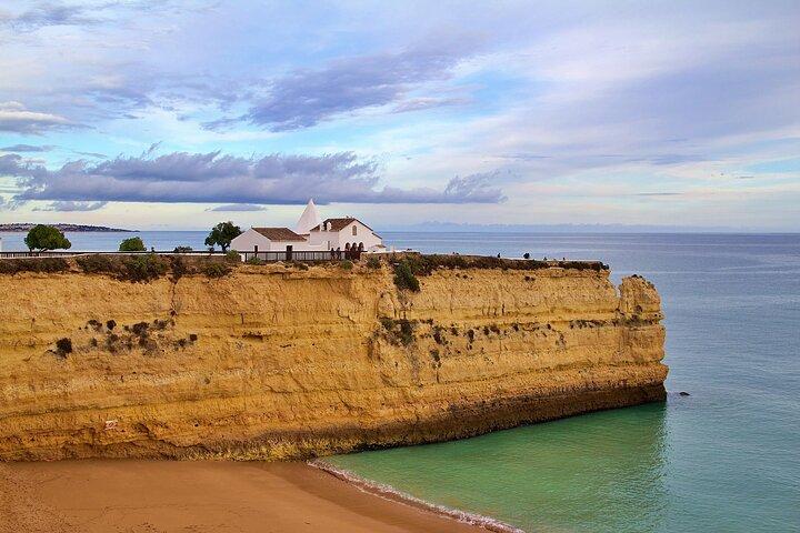 Private Transfer from Lisbon to Albufeira-2 Hours for Sightseeing