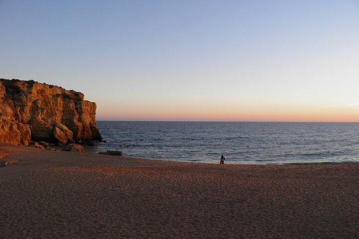Private Transfer from Lisbon to Albufeira-2 Hours for Sightseeing