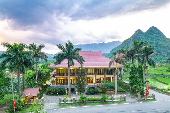 Mai Chau-Moc Chau 4 Day Tour with Glass Bridge -Guinness World Records