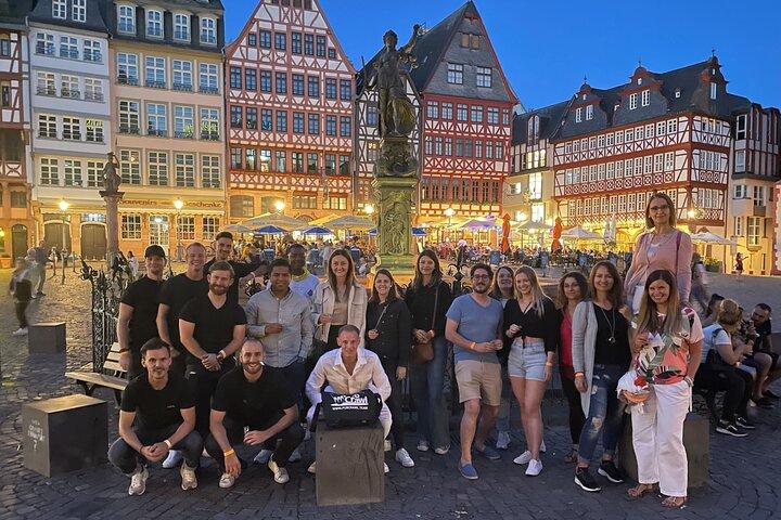 Frankfurt PubCrawl: 4 Venues, Welcome Shots + Club Entry
