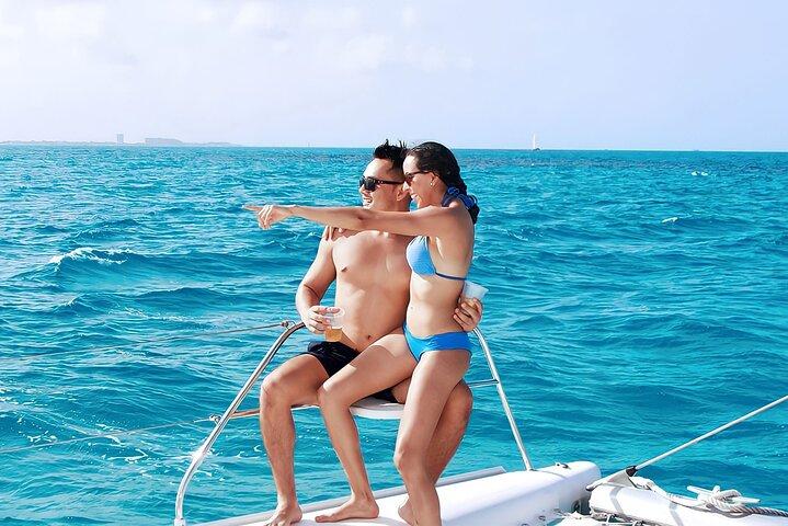 Isla Mujeres Catamaran Unlimited! from Cancun & Playa del Carmen