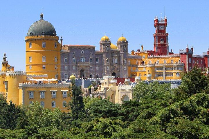 Private Tour in Sintra in Luxury Mercedes