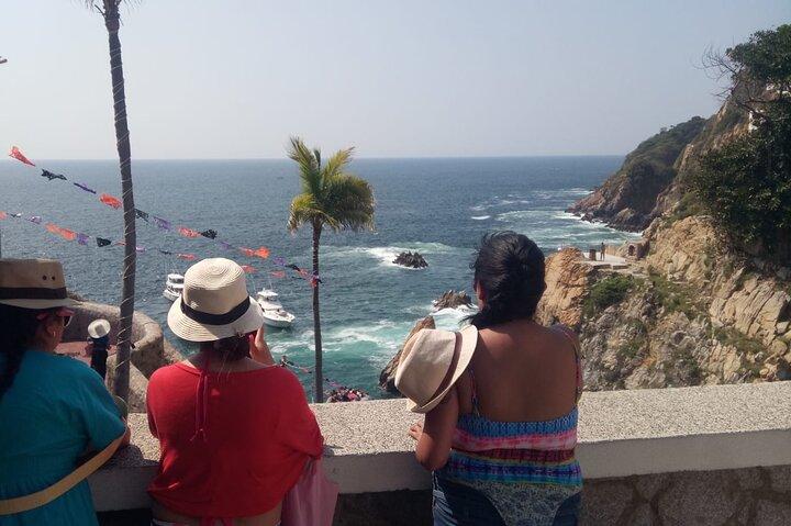 4Hr City Tour for Cruisers or Hotels Mural, Chapel & High Divers