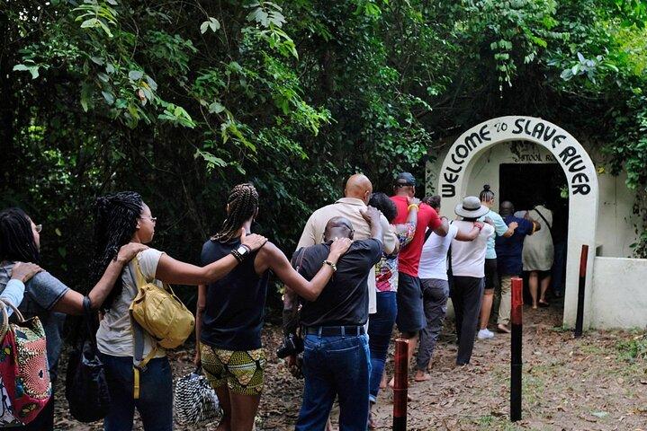 Assin Manso Slave River Site and Cape Coast Castle Day Tour